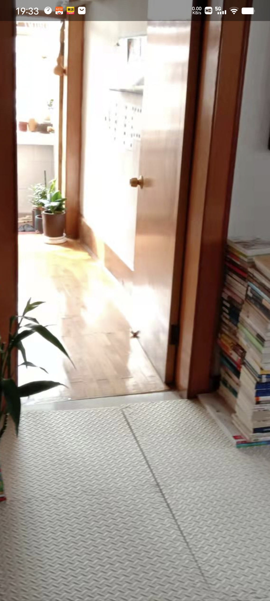 居家自住好房出售！3室2廳1衛(wèi)98萬元96m2普通裝修。