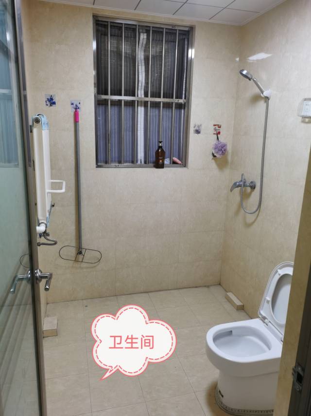 精裝修3室2廳2衛126m21750元/月