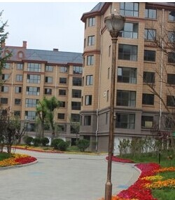 學區房，交通方便，費用低
