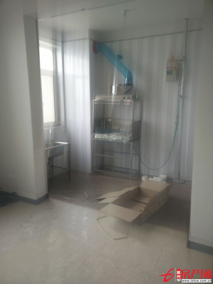 陽光國際，裝修，租金低，供暖，很干凈大氣的房子
