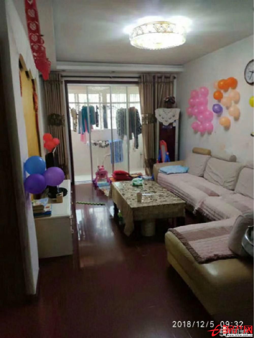 匯龍領(lǐng)秀城，房產(chǎn)證滿二可貸款，3室2廳1衛(wèi)，南北通透，送儲(chǔ)