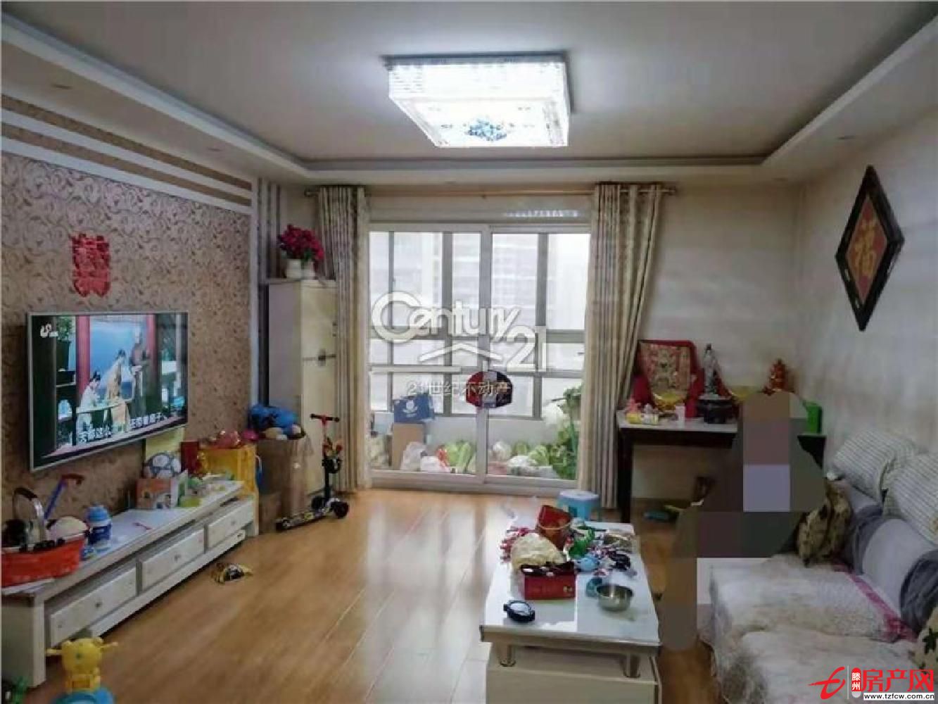 威尼斯(四區(qū))，滕南學(xué) 區(qū)房，此房價格合適，樓層很好。