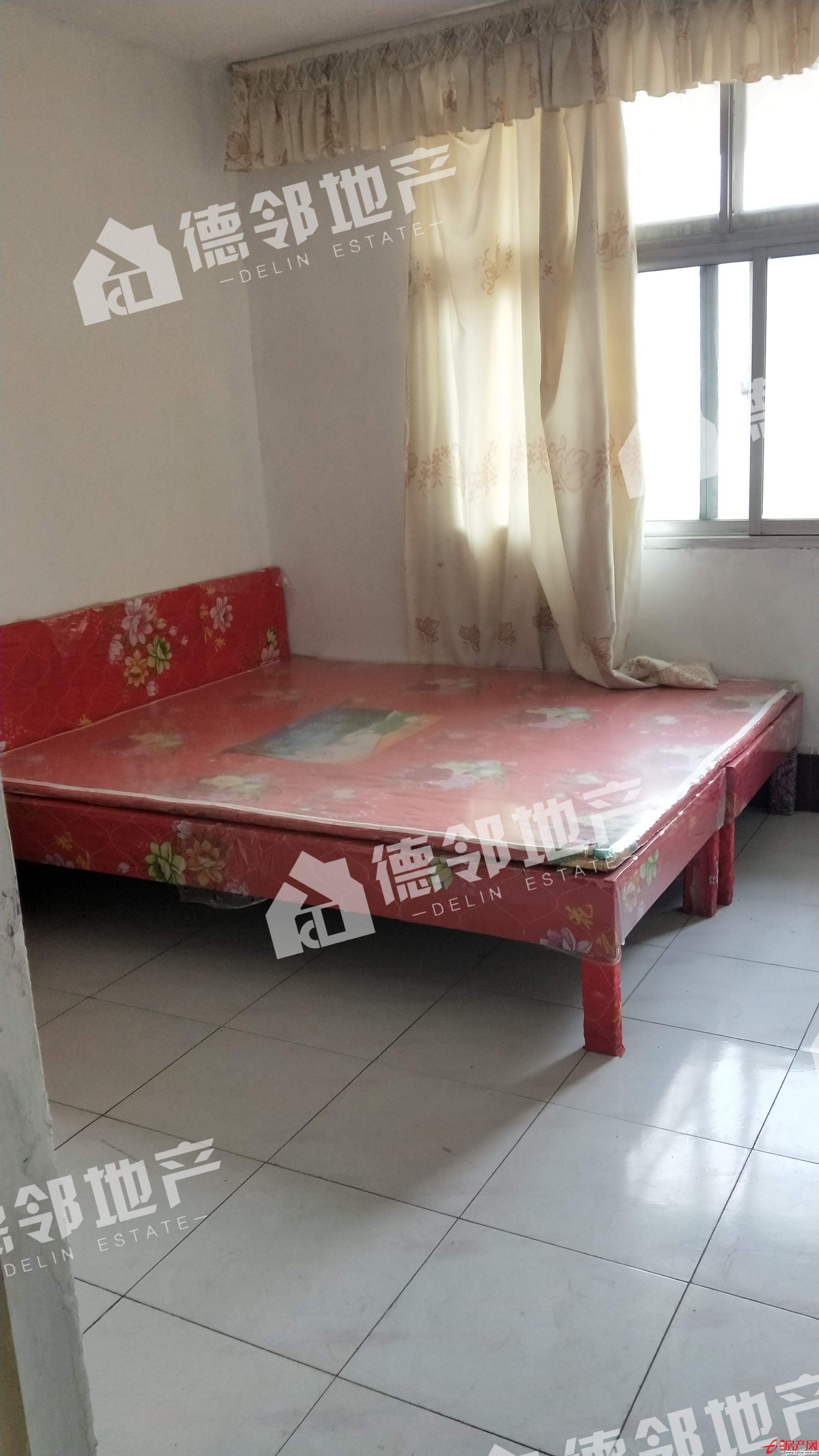 安居小區(qū)上學(xué)生活方便,住起來生活成本低