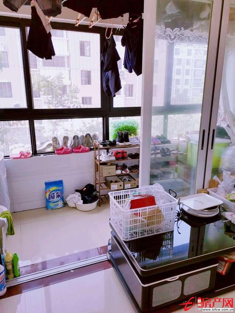 櫻花苑二期多層二樓，東戶，有證可貸款