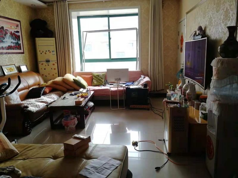 通盛上海花園精裝修復式6室3廳2衛低價出售